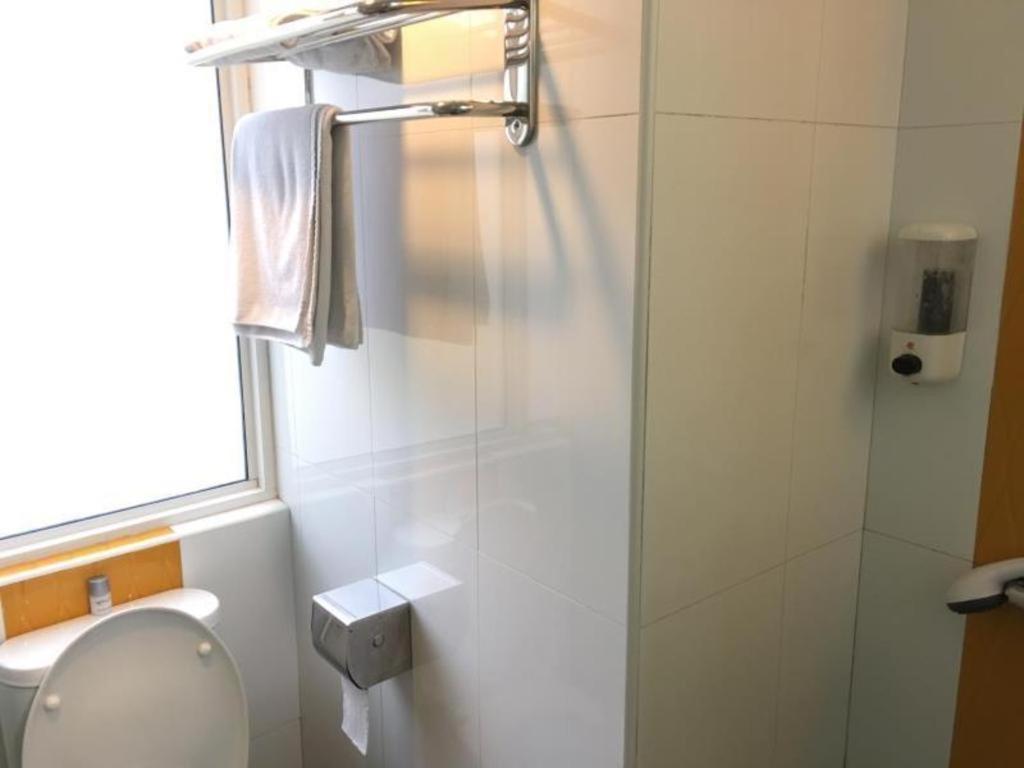 85 Garden Hotel Singapore