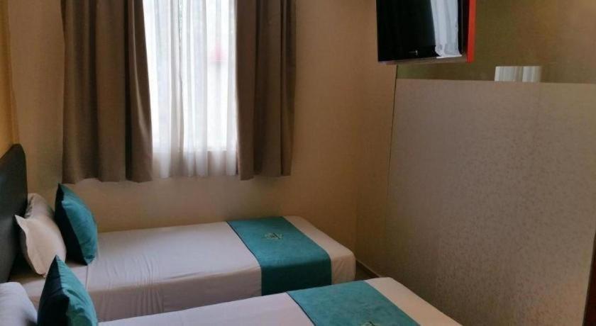 Khách sạn 85 Garden 2*